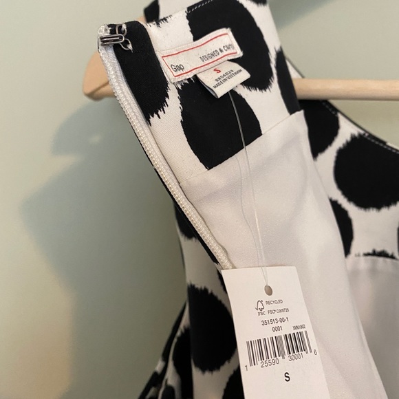 NWT Gap shift dress. - Picture 5 of 8